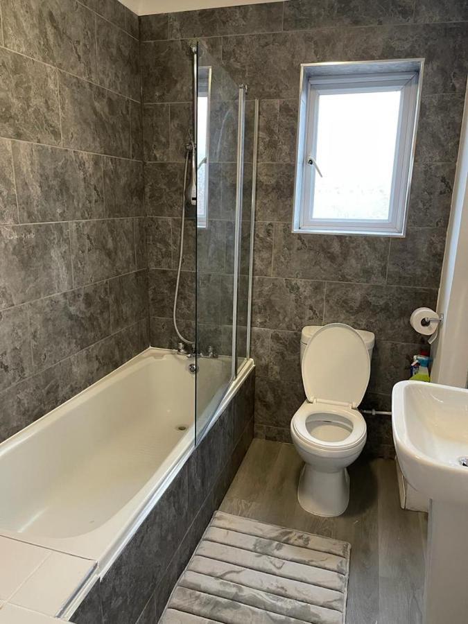 Alder En-Suites Self-Catering With Private Shower 1 Southampton Eksteriør billede