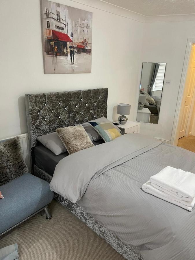 Alder En-Suites Self-Catering With Private Shower 1 Southampton Eksteriør billede