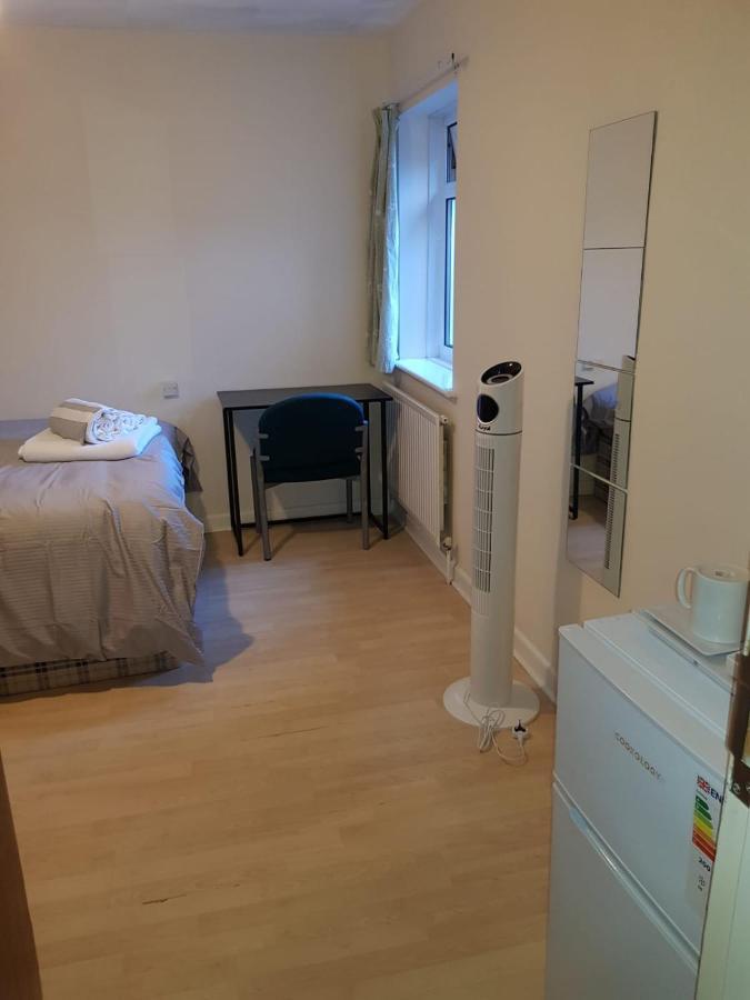 Alder En-Suites Self-Catering With Private Shower 1 Southampton Eksteriør billede