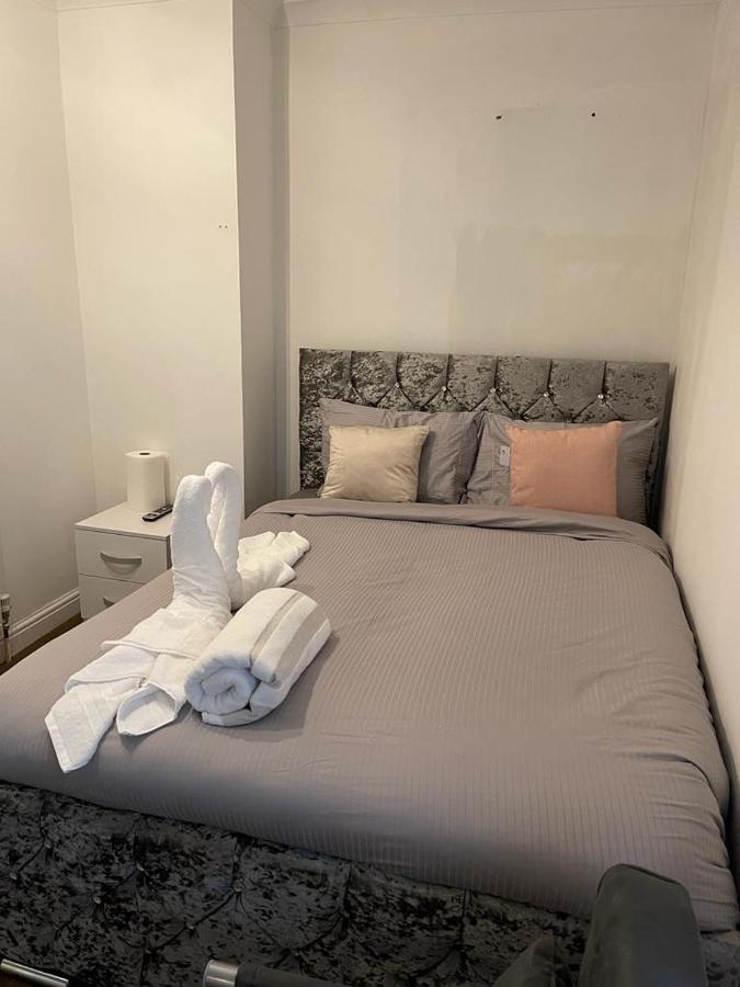 Alder En-Suites Self-Catering With Private Shower 1 Southampton Eksteriør billede