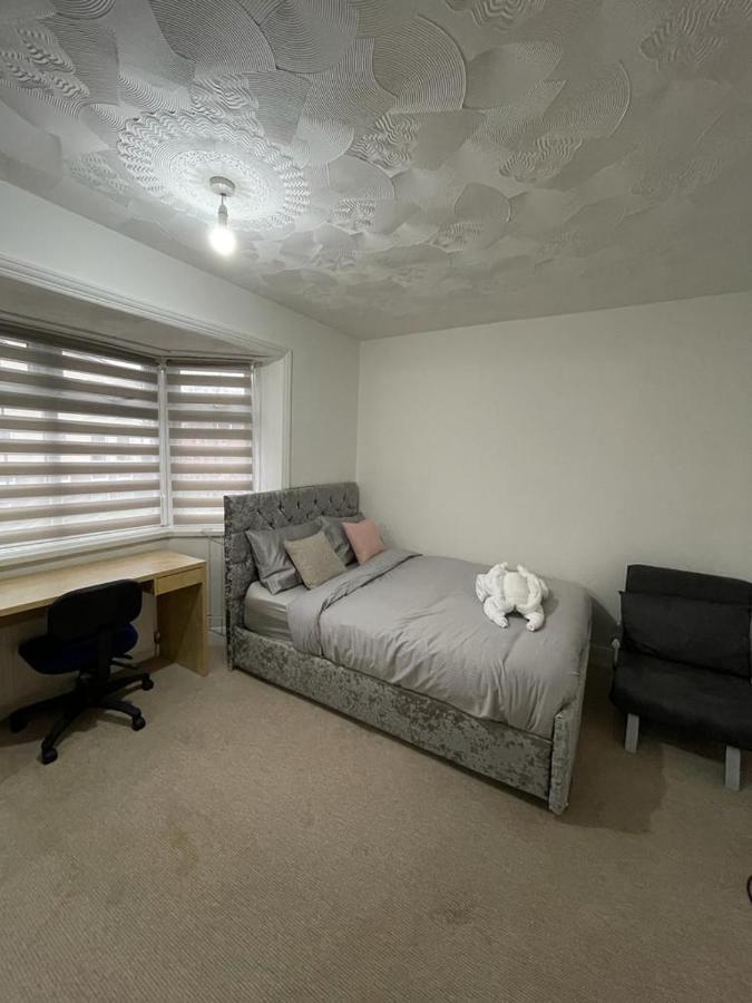 Alder En-Suites Self-Catering With Private Shower 1 Southampton Eksteriør billede