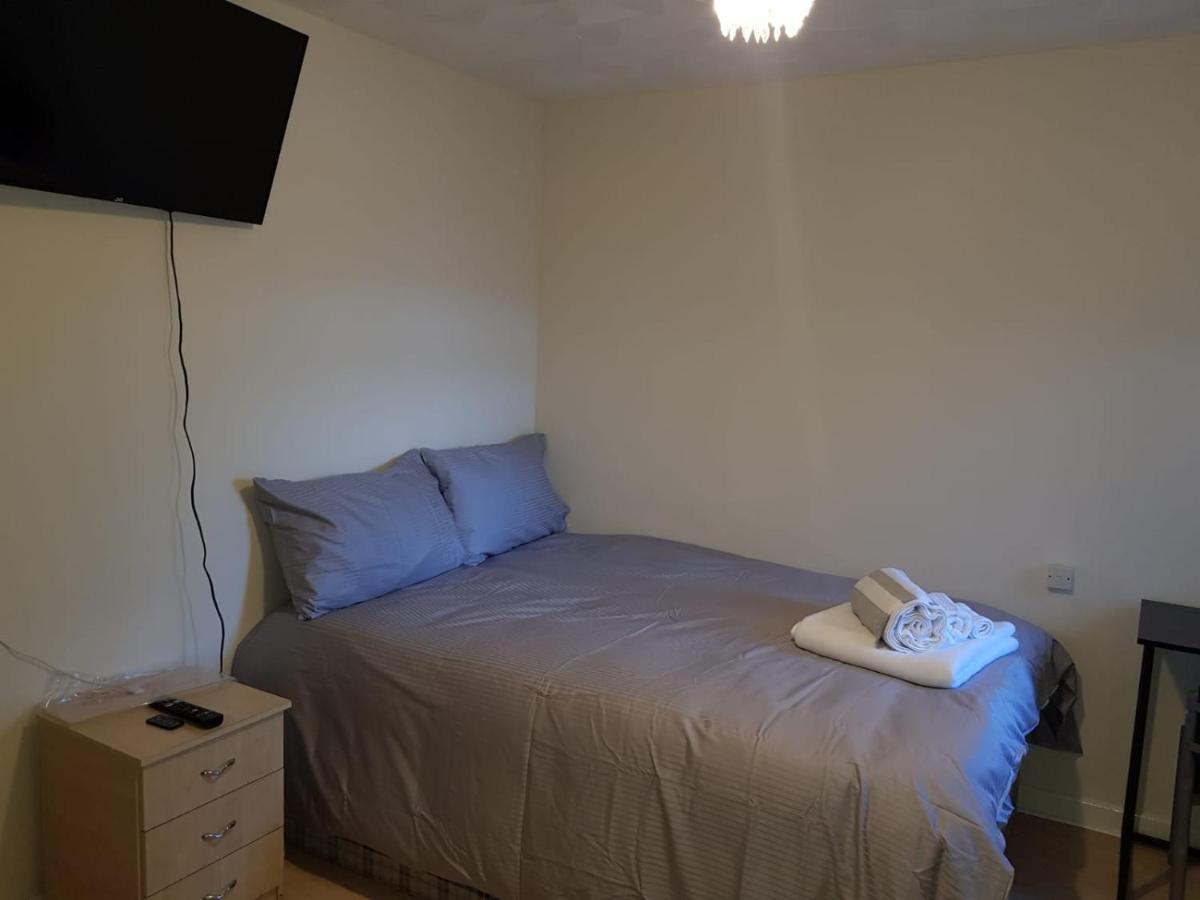 Alder En-Suites Self-Catering With Private Shower 1 Southampton Eksteriør billede